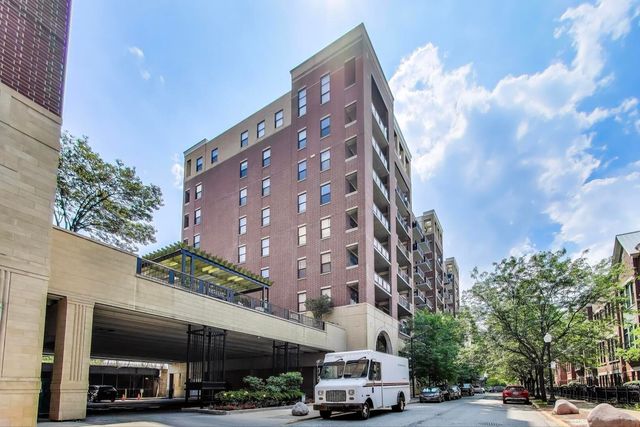 833 W 15th Place 606W, Chicago, IL 60608