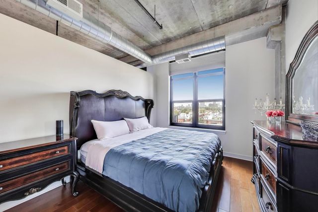 833 W 15th Place 606W, Chicago, IL 60608