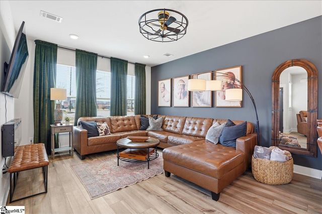 299 Dalmatian Drive, Spartanburg, SC 29307