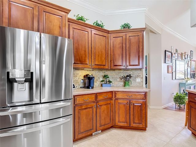 1953 VIEWPOINT LANDINGS ROAD, Lakeland, FL 33810
