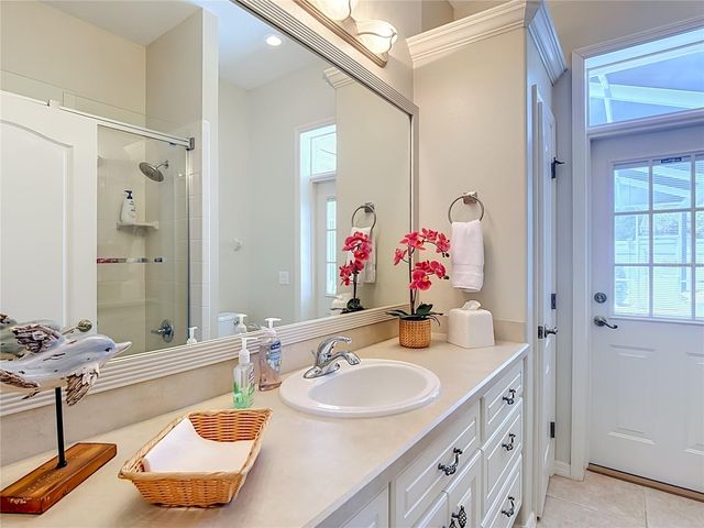 1953 VIEWPOINT LANDINGS ROAD, Lakeland, FL 33810