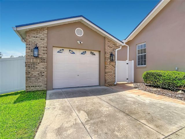 1953 VIEWPOINT LANDINGS ROAD, Lakeland, FL 33810