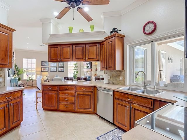 1953 VIEWPOINT LANDINGS ROAD, Lakeland, FL 33810