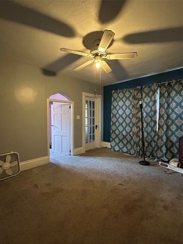 241 E 24TH Street, Erie, PA 16503