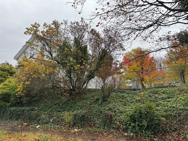 241 E 24TH Street, Erie, PA 16503