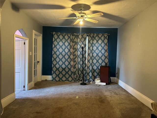 241 E 24TH Street, Erie, PA 16503