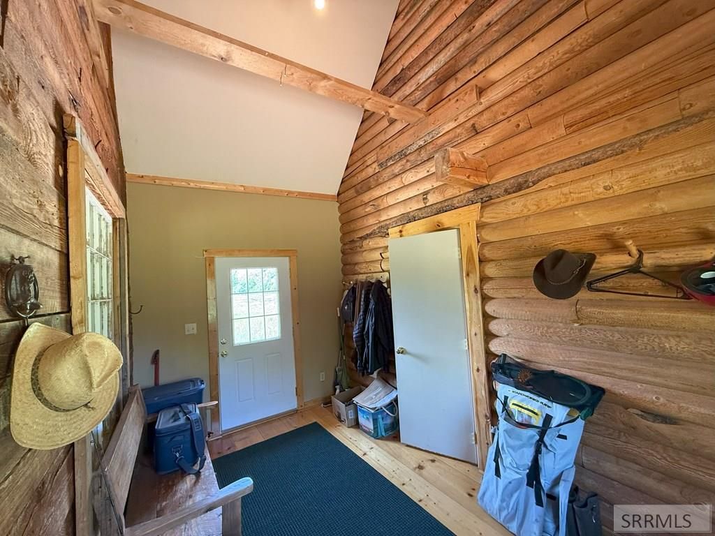 Image 15 of property listing at 5 Sky Trail Lane, North Fork, ID 83466