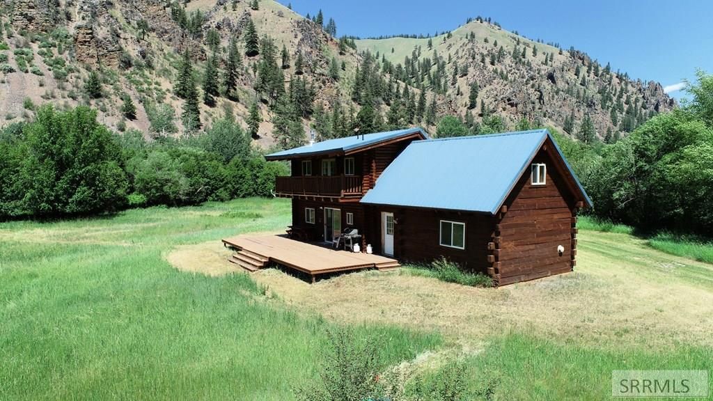 Image 25 of property listing at 5 Sky Trail Lane, North Fork, ID 83466