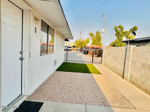 240 S Doran -- Apt 1, Mesa, AZ 85204