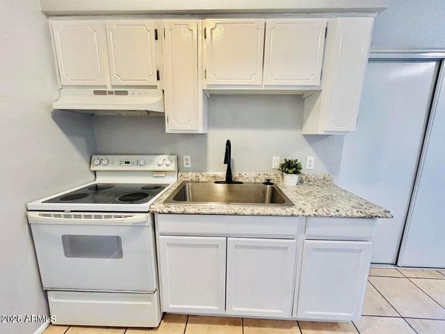 240 S Doran -- Apt 1, Mesa, AZ 85204