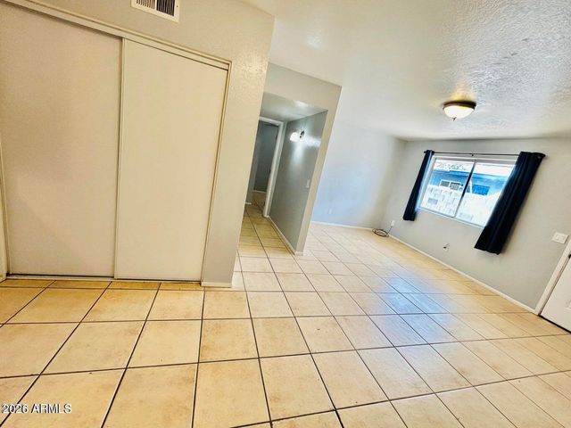240 S Doran -- Apt 1, Mesa, AZ 85204