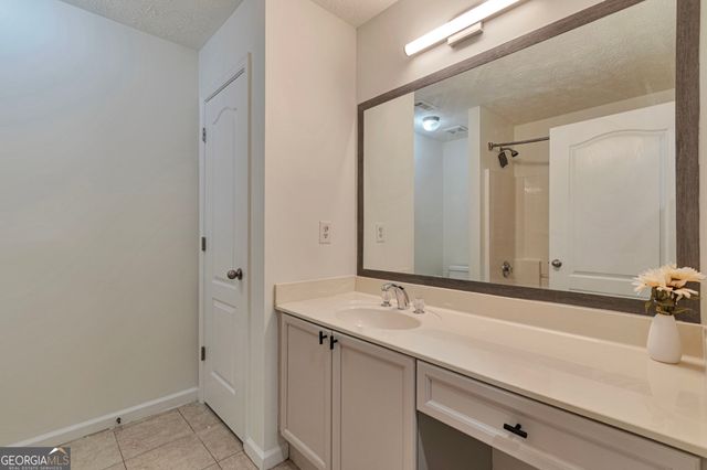 1893 Jameson Circle, Lawrenceville, GA 30043