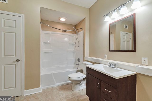 1893 Jameson Circle, Lawrenceville, GA 30043