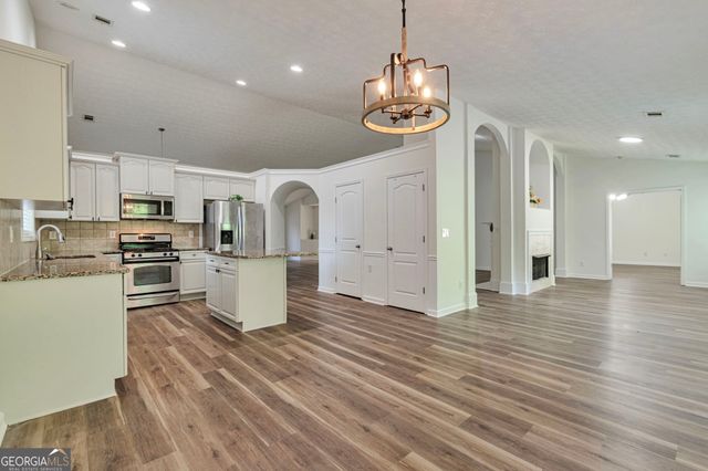 1893 Jameson Circle, Lawrenceville, GA 30043