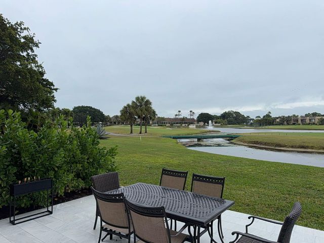 4539 Luxemburg Court 102, Lake Worth, FL 33467