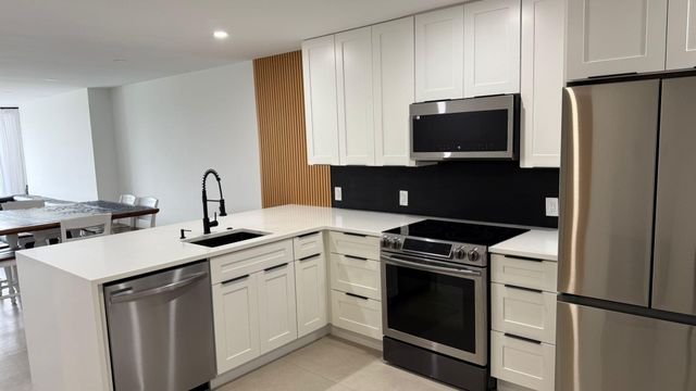 4539 Luxemburg Court 102, Lake Worth, FL 33467
