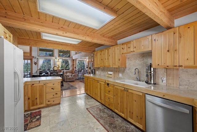 310 Kris Kringle Road, Mount Charleston, NV 89124