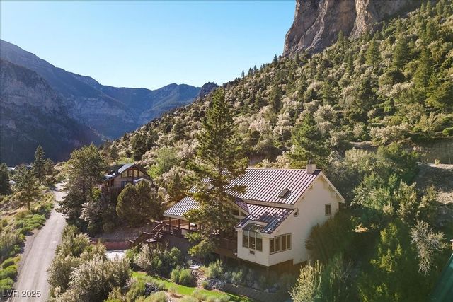 310 Kris Kringle Road, Mount Charleston, NV 89124