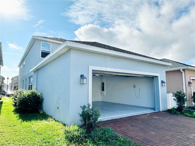 11823 CHARADES STREET, Orlando, FL 32832