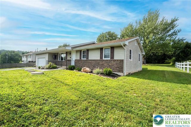 1076 Molasses Valley Road, Polk Twp, PA 18058