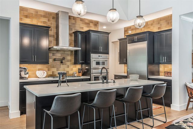 101 Belforte BLVD, Horseshoe Bay, TX 78657