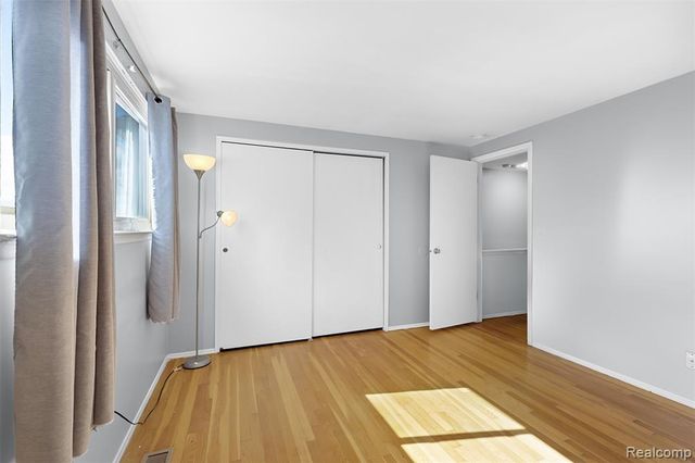 23364 Baker Street, Taylor, MI 48180