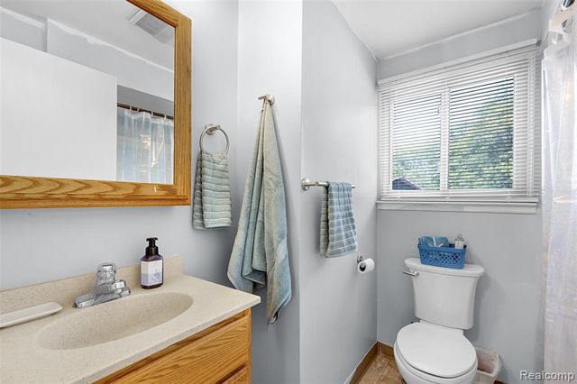 23364 Baker Street, Taylor, MI 48180