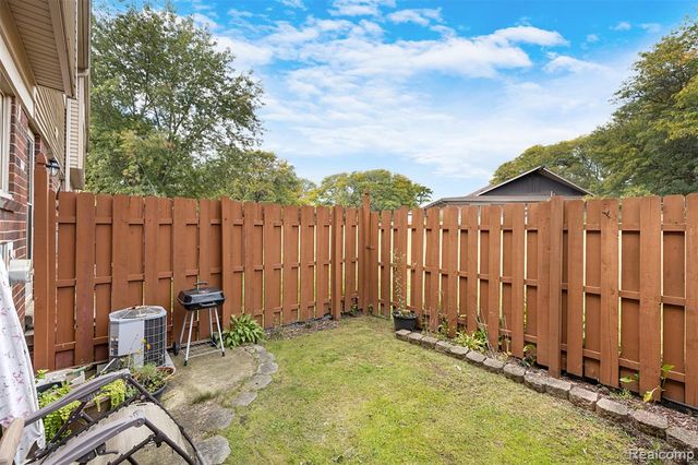 23364 Baker Street, Taylor, MI 48180