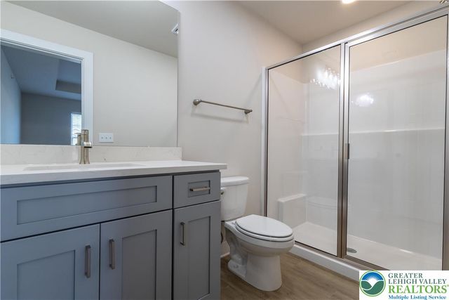 1411 Greenview Drive 12, Bethlehem City, PA 18018