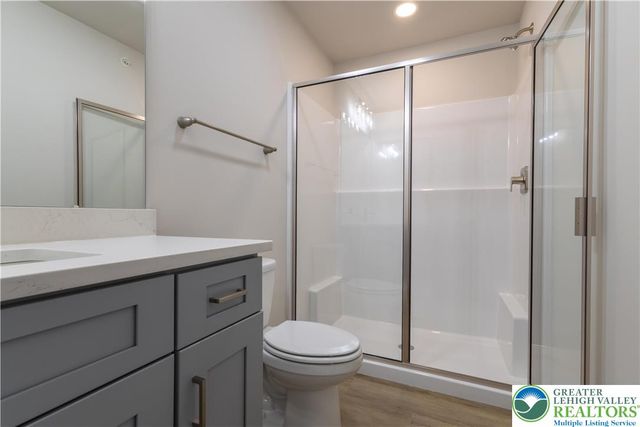 1411 Greenview Drive 12, Bethlehem City, PA 18018