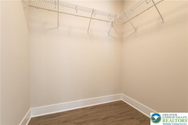 1411 Greenview Drive 12, Bethlehem City, PA 18018