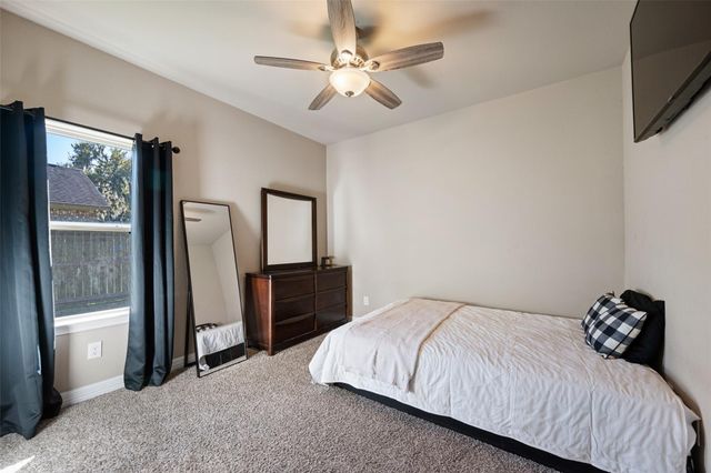 2234 Shalmar Drive, West Columbia, TX 77486