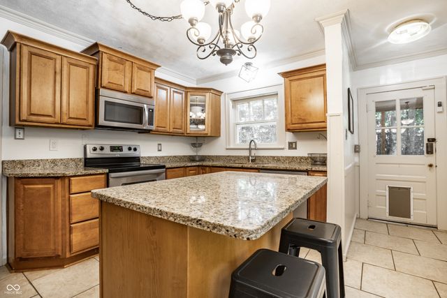8820 Westfield Boulevard, Indianapolis, IN 46240