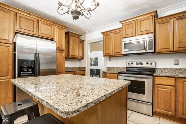 8820 Westfield Boulevard, Indianapolis, IN 46240