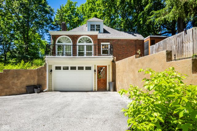 8820 Westfield Boulevard, Indianapolis, IN 46240