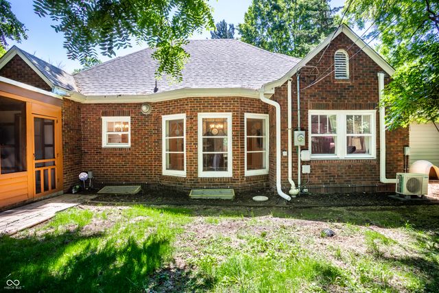 8820 Westfield Boulevard, Indianapolis, IN 46240