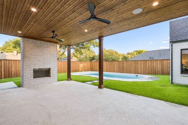 16834 Mossy Oak Drive, Dallas, TX 75248