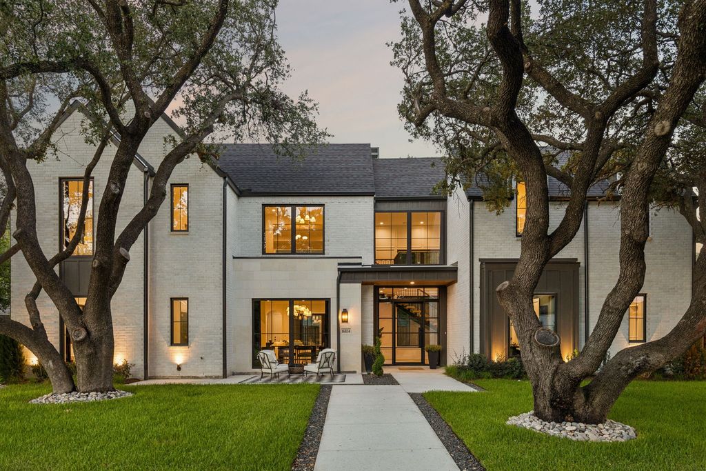 16834 Mossy Oak Drive, Dallas, TX 75248