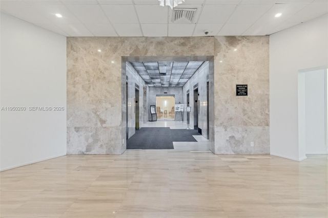 100 Bayview Dr 408, Sunny Isles Beach, FL 33160