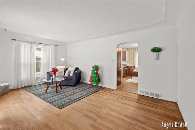 8634 Division Court Se, Gaines Twp, MI 49315