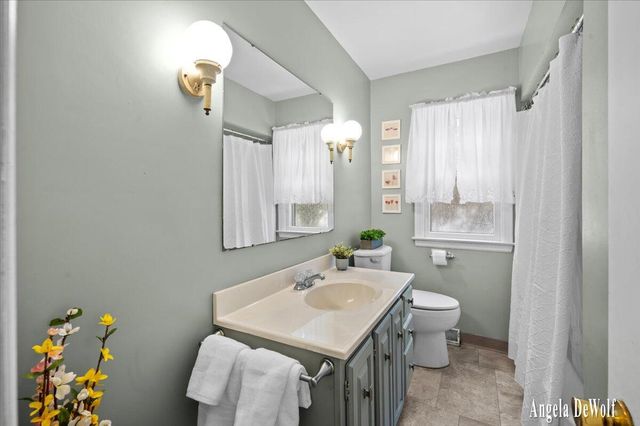 8634 Division Court Se, Gaines Twp, MI 49315