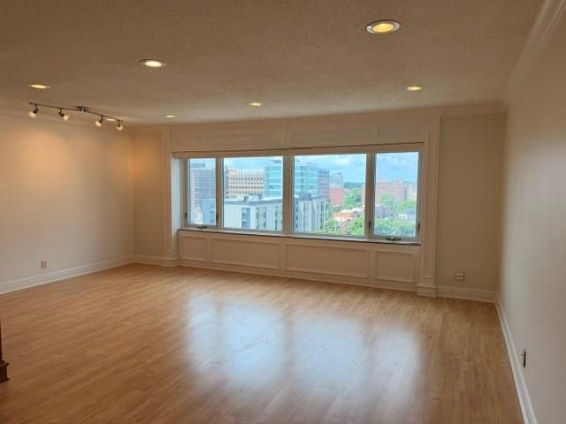 4545 Wornall Road 1200, Kansas City, MO 64111