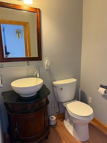 87 Auburn Street 1, Saugus, MA 01906