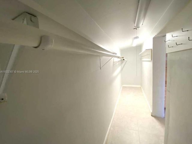 8825 SW 19th St 8825, Miami, FL 33165