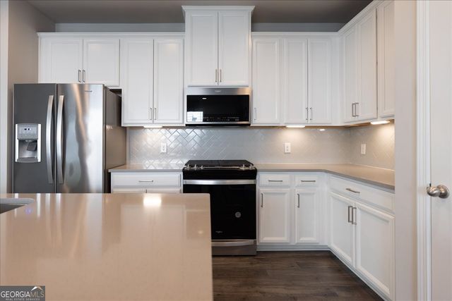 360 Hayden Circle, Woodstock, GA 30189