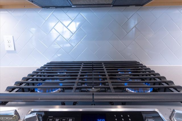 360 Hayden Circle, Woodstock, GA 30189