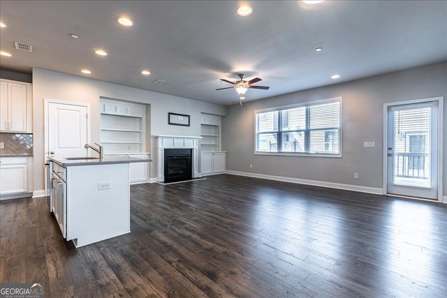 360 Hayden Circle, Woodstock, GA 30189