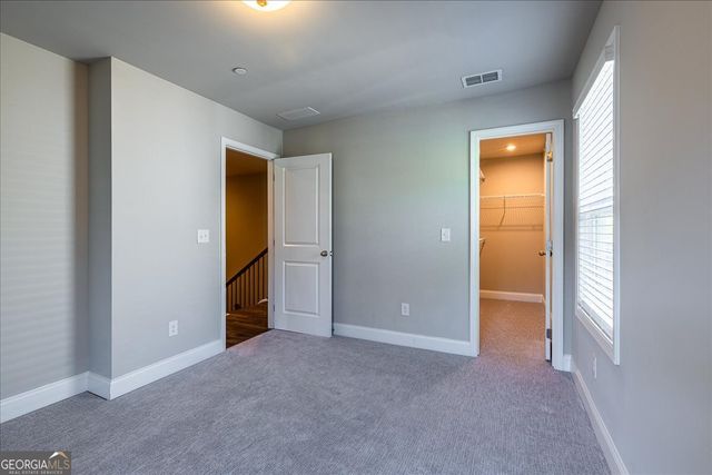 360 Hayden Circle, Woodstock, GA 30189