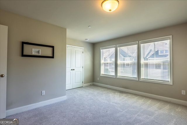 360 Hayden Circle, Woodstock, GA 30189