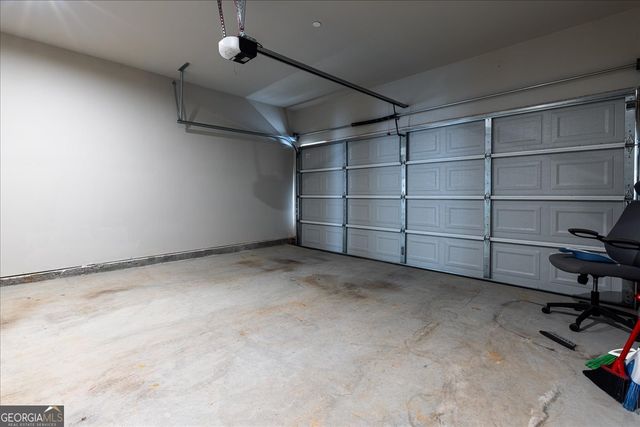 360 Hayden Circle, Woodstock, GA 30189